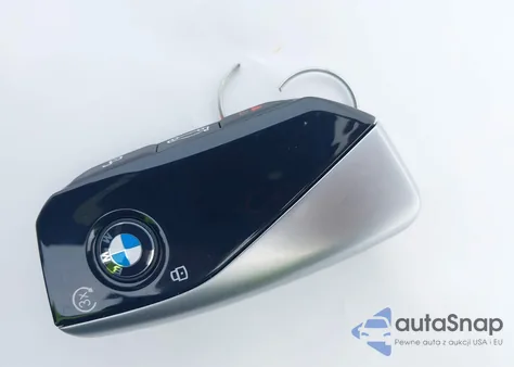 2024 BMW 760 I xDrive z USA, uszkodzony, nr VIN WBA33EJ02RCS46010